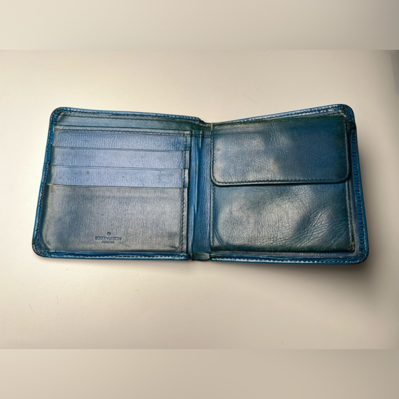 LOUIS VUITTON Epi Bifold Wallet - Picture 7 of 14